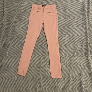 Light pink jeggings